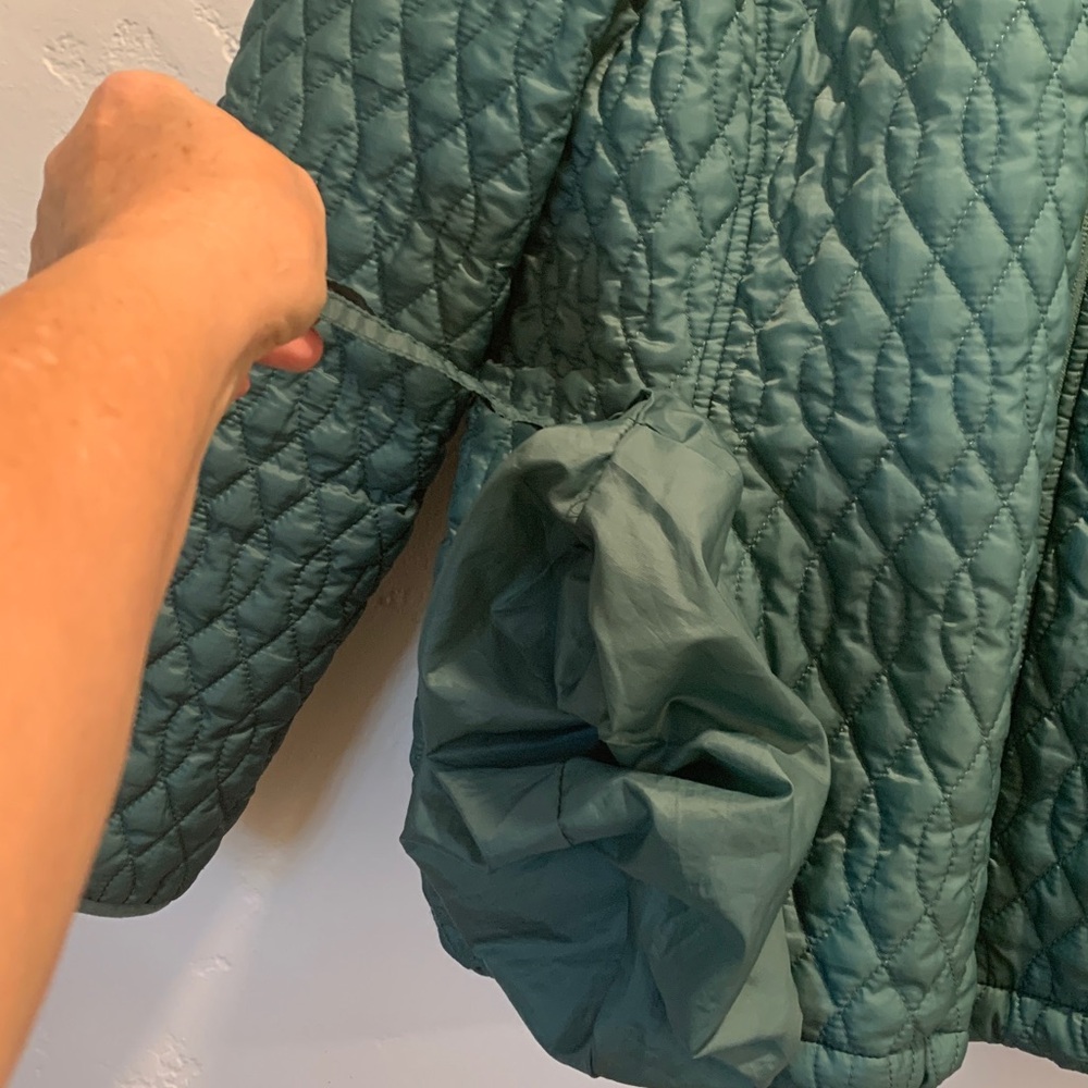 Lands End Quilted Puffer Packable Jacket in Teal Large Petite - Picture 12 of 14